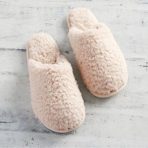 Teddy Bear Faux Fur Slippers, Medium, Blush